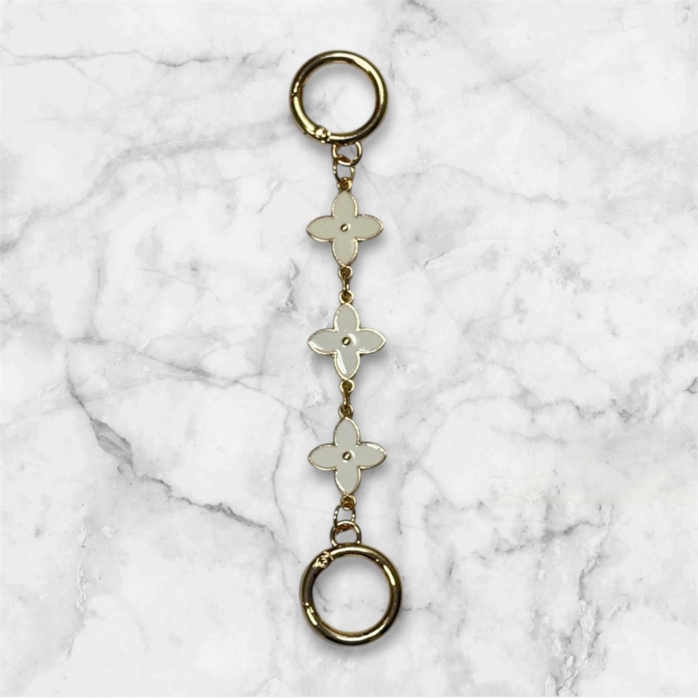 Clover Chain Extender Bag Accessories